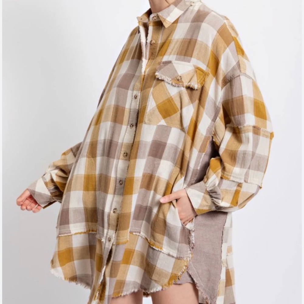 Easel Plaid Button-Up Shirt in Mustard and Beige